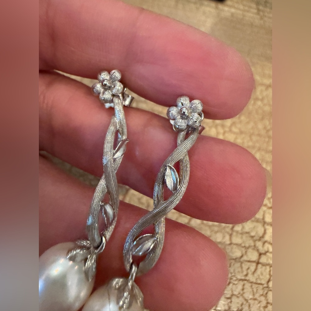ariva fine jewelry sterling Silver 14k Pearl Drop Earrings - Picture 5 of 6